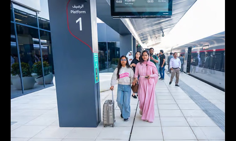Etihad Rail Sets Rules on Dress, Smoking & Health